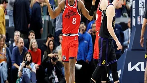 “十五运会残特奥会吉祥物“喜洋洋”与“乐融融”亮相，欢乐海豚展翅助阵——央视新闻客户端公布盛况”